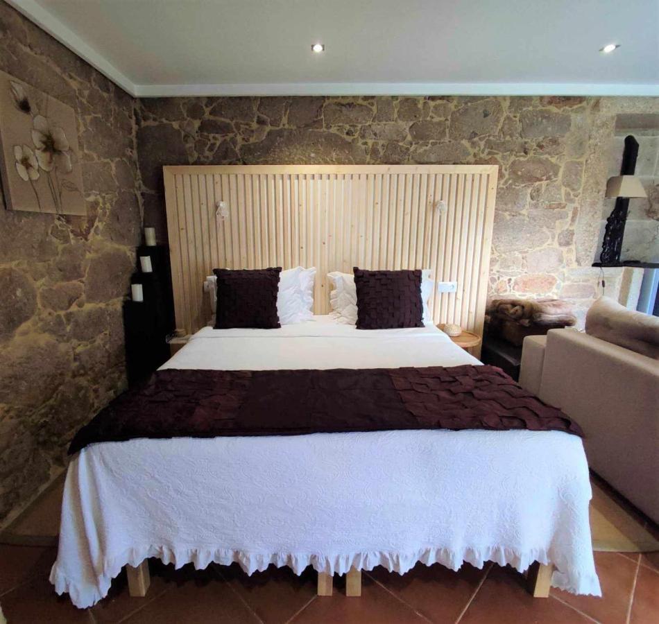 Casas Casal Do Carvalhal - Agroturismo Amares Exterior photo