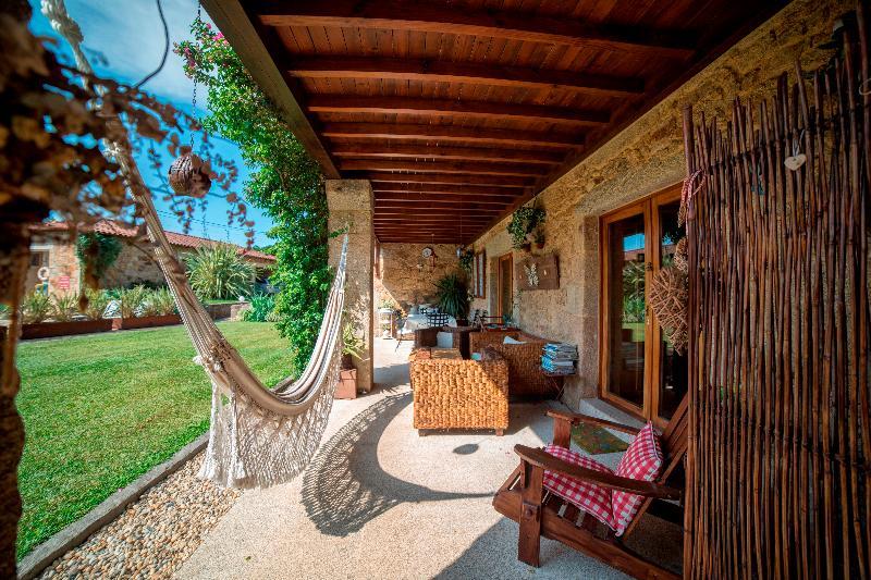 Casas Casal Do Carvalhal - Agroturismo Amares Exterior photo